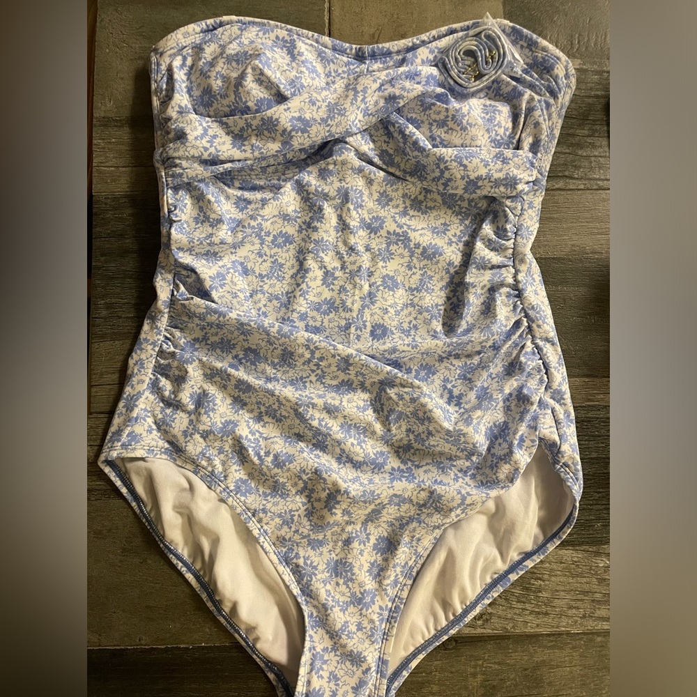 Women's Floral Print Full Coverage Bandeau One Piece Swimsuit - Kona Sol
